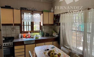 Chalet en venta en Bernal Centro