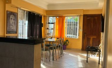 Casa PH en venta en Lanus Este