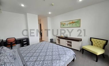 Venta Departamento en Edificio Spazio, Puerto Santa Ana