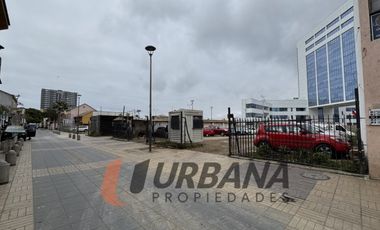 SITIO EN ARRIENDO FRENTE A MUNICIPALIDAD COQUIMBO