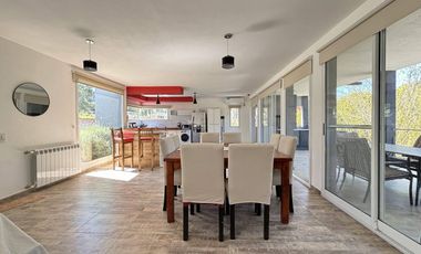 Casa en Venta - Barrio Ecuestre Lote 39 de Costa Esmeralda - Jardín privado