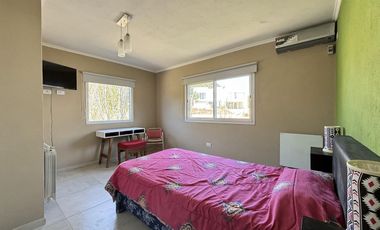 Casa en Venta - Barrio Ecuestre Lote 39 de Costa Esmeralda - Jardín privado