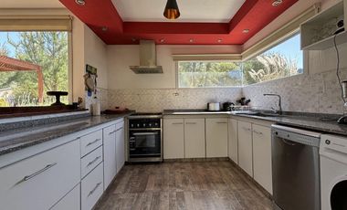Casa en Venta - Barrio Ecuestre Lote 39 de Costa Esmeralda - Jardín privado