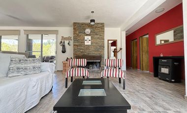 Casa en Venta - Barrio Ecuestre Lote 39 de Costa Esmeralda - Jardín privado