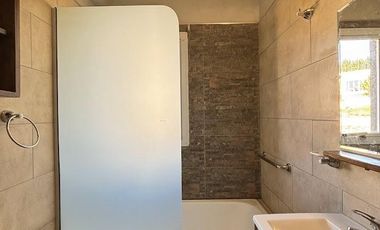 Casa en Venta - Barrio Ecuestre Lote 39 de Costa Esmeralda - Jardín privado
