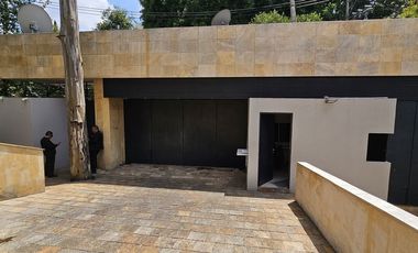 Departamento nuevo en venta con jardín y vista a la cañada en Lomas Altas, CDMX.