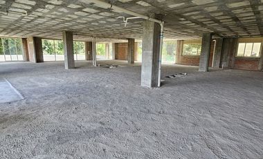 Departamento nuevo en venta con jardín y vista a la cañada en Lomas Altas, CDMX.