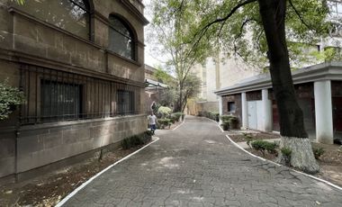 Casa uso de suelo en renta en Polanco