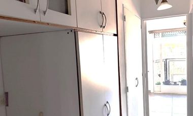 Departamento 2 amb. al frente, recliclado en  Alem 334