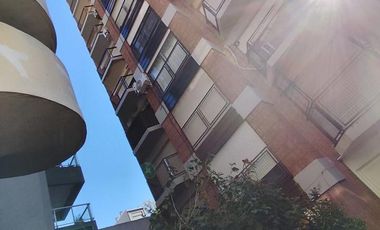 Departamento 2 amb. al frente, recliclado en  Alem 334