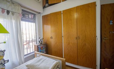 Casa de 7 ambientes en venta, en Florida.
