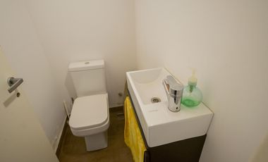 Casa de 7 ambientes en venta, en Florida.