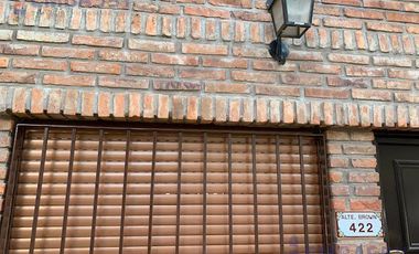Departamento tipo casa con entrada independiente, SIN EXPENSAS - San Isidro