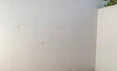 Departamento tipo casa con entrada independiente, SIN EXPENSAS - San Isidro