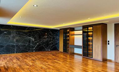 MUY BONITO CASA EN LOMAS ANGELOPOLIS II PARQUE CAIRO