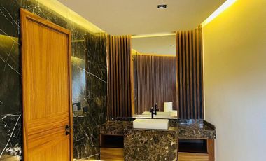 MUY BONITO CASA EN LOMAS ANGELOPOLIS II PARQUE CAIRO