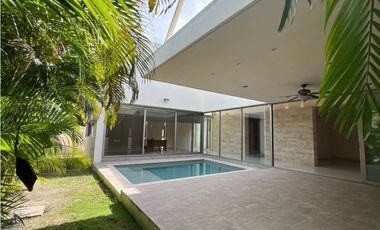 Venta Casa Yucatán Country Club Privada Xpokin
