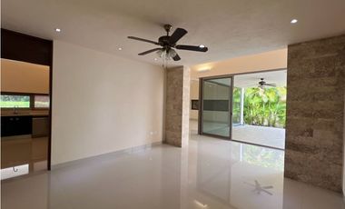 Venta Casa Yucatán Country Club Privada Xpokin