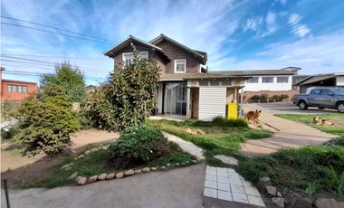 SE ARRIENDAN PROPIEDAD CON 2 CASAS EN QUINTERO