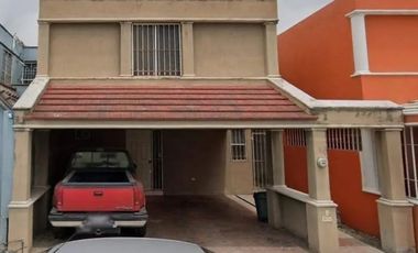 CASA EN VENTA EN ESCOBEDO