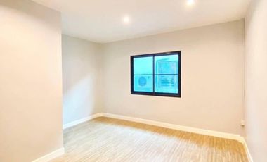FOR SELL Townhouse/Townhome  Virakorn Soi Kantana BTS-Udom Suk CX-110122