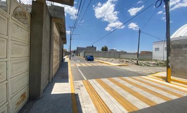 TERRENO EN VENTA TOLUCA A PIE DE CALLE 180 M