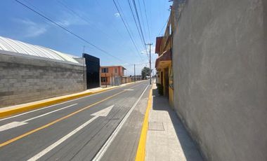 TERRENO EN VENTA TOLUCA A PIE DE CALLE 180 M
