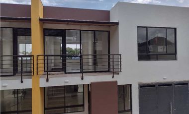Casas Urbanas para Estrenar con el valor m² más económico de La Mesa