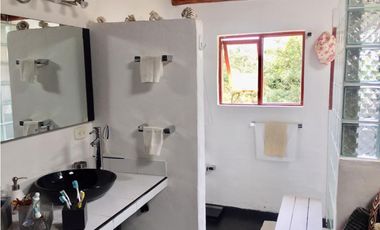 VENTA casa La Calera vereda El Hato lote 4700 m2