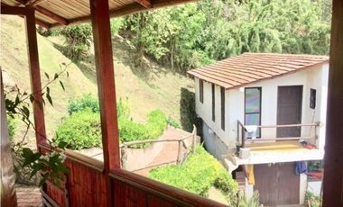 VENTA casa La Calera vereda El Hato lote 4700 m2
