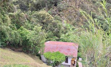 VENTA casa La Calera vereda El Hato lote 4700 m2