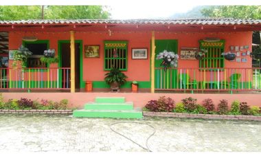 Venta o permuta Hotel Amaga Antioquia. 32.000 m2 $3.200 millones