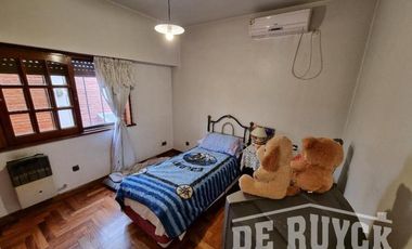 Chalet en Venta en Quilmes Oeste
