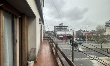 Venta de propiedad en block en Wilde . IDEAL INVERSOR