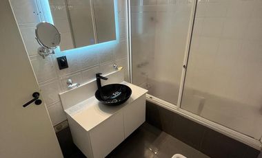 RESERVADA- Casa en Venta  2 Plantas. 2 Cocheras. Patio. Pileta. Quincho. Parrilla. Impecable!!