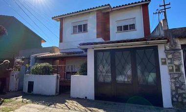 VENTA DEPTO 4 AMB EN PLANTA ALTA- QUILMES