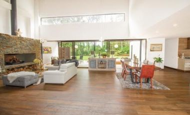 VENTA DE CASA EN LLANOGRANDE