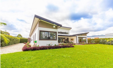 VENTA DE CASA EN LLANOGRANDE