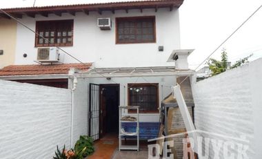 Triplex en Venta en Quilmes Oeste