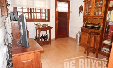 Triplex en Venta en Quilmes Oeste