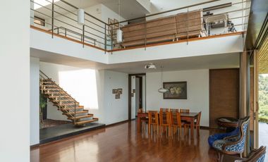 SE VENDE CASA EN SABANETA LOMA SAN JUDAS SUBIENDO DETRAS DE LA VAQUITA