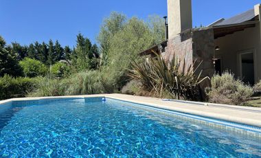 Venta Casa quinta - La Araucaria-Salvador Maria-Lobos
