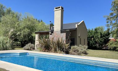 Venta Casa quinta - La Araucaria-Salvador Maria-Lobos