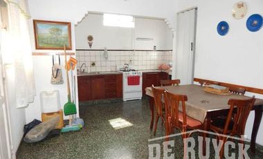 Chalet en Venta en Quilmes Oeste