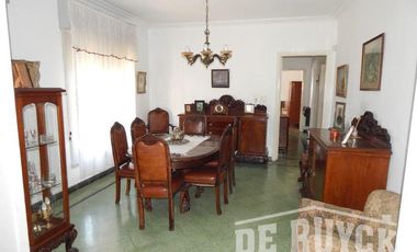 Chalet en Venta en Quilmes Oeste