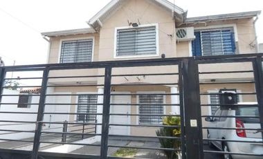 Triplex en Venta en Quilmes Oeste