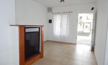 Triplex en Venta en Quilmes Oeste