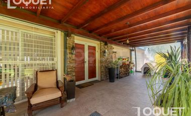 Casa de Categoria sobre el Rio - Sauce Viejo