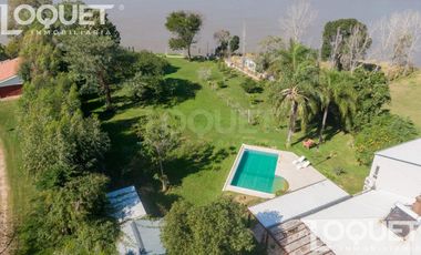 Casa de Categoria sobre el Rio - Sauce Viejo