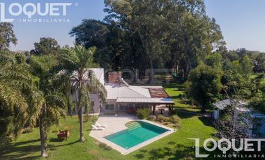 Casa de Categoria sobre el Rio - Sauce Viejo